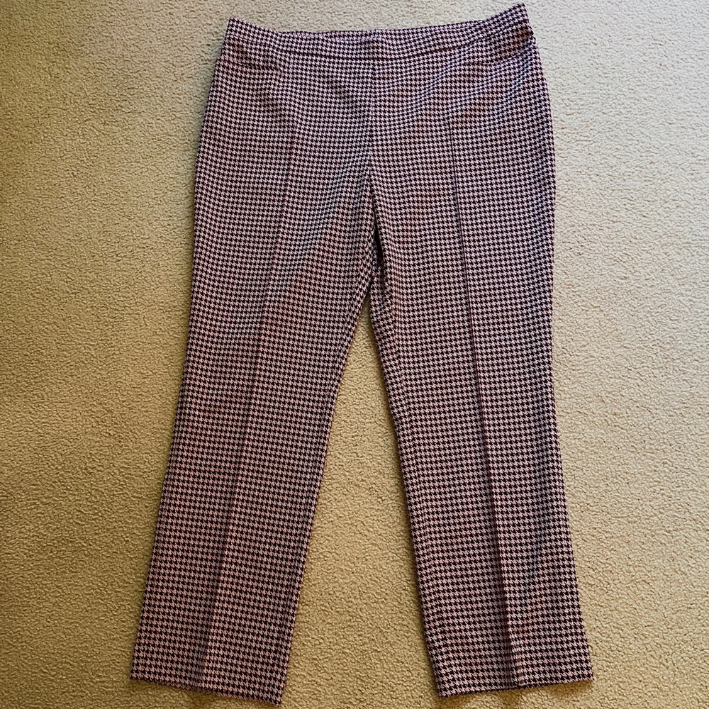 Akris Punto Burgundy and Soft Pink Houndstooth Pants